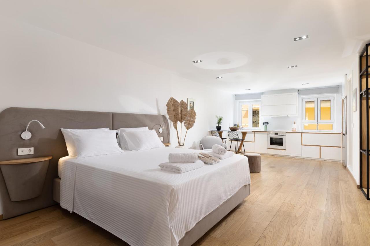 Scalinada Luxury Suites Corfu  ภายนอก รูปภาพ